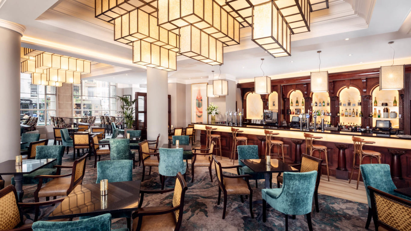 lobby-bar_europa-may2019-nh5