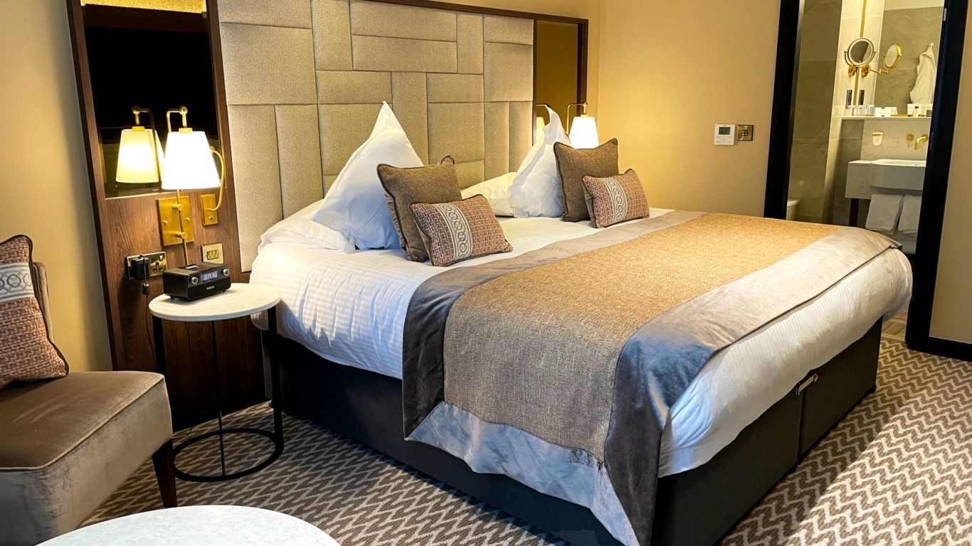 Shannon Suite 5
