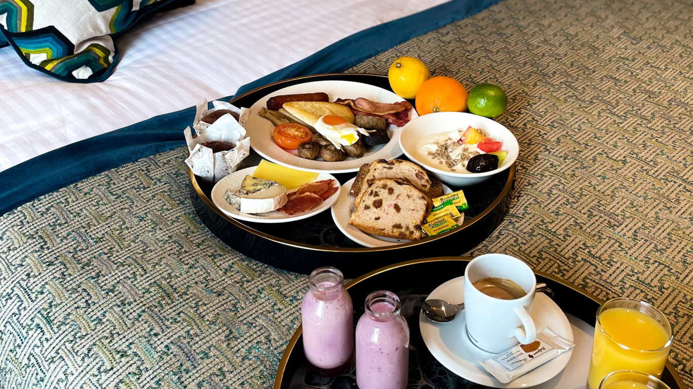 Europa Room Service